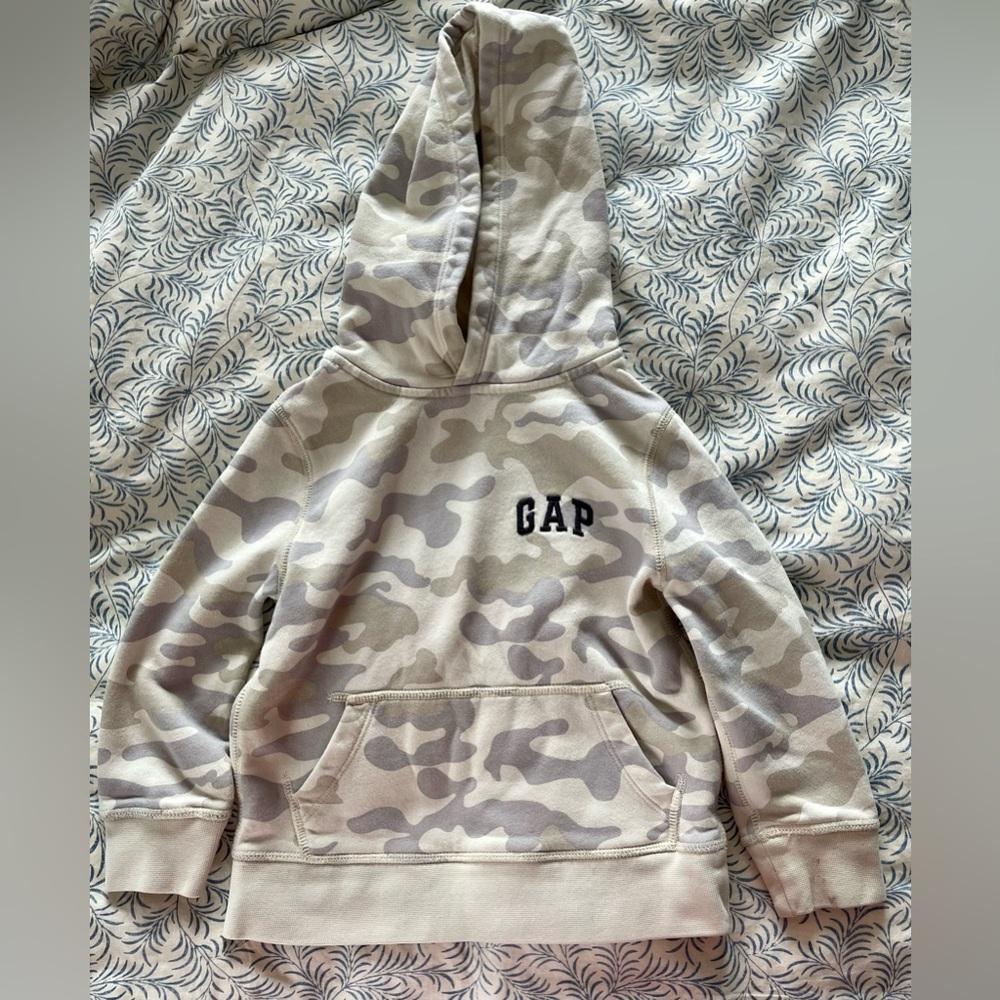Gap Kids fleece lined hoodie with front pocket